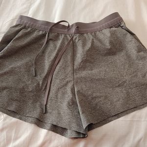 UNIQLO SHORTS